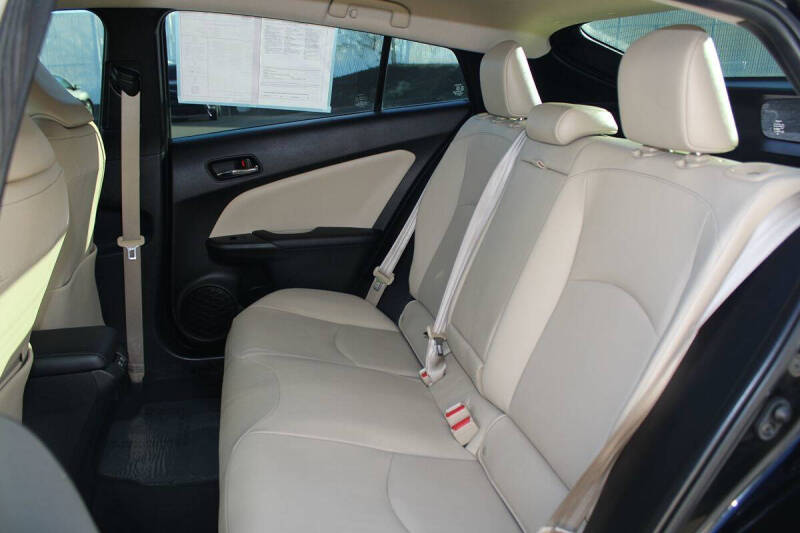 2019 Toyota Prius XLE AWD-e