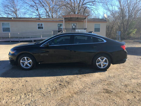2018 Chevrolet Malibu for sale at R and L Sales of Corsicana in Corsicana TX