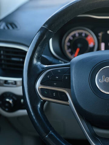 2020 Jeep Cherokee Latitude Lux
