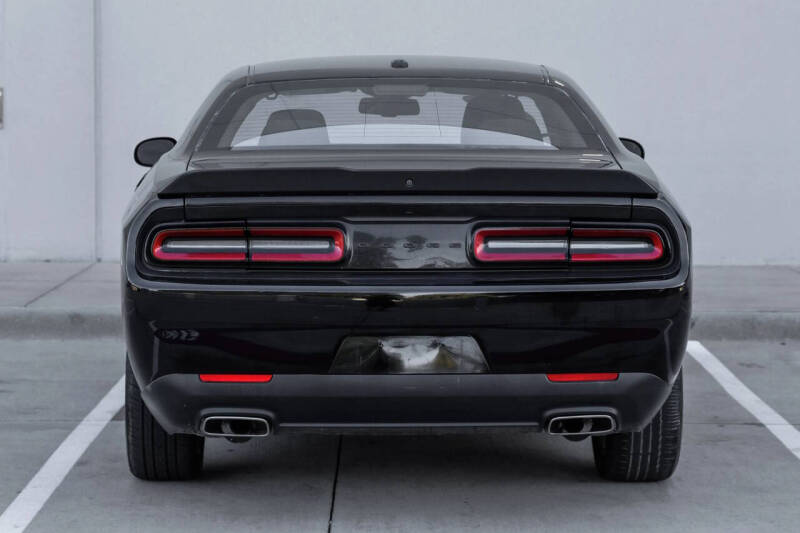 2022 Dodge Challenger SXT