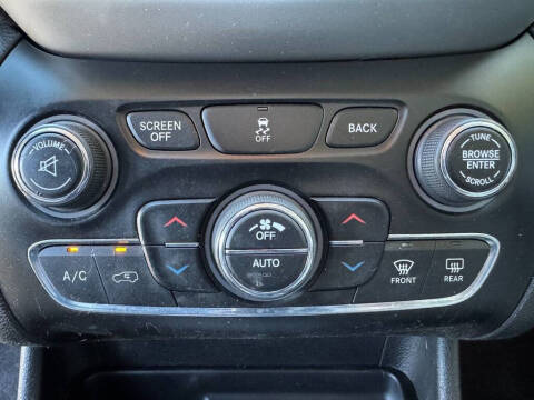 2017 Jeep Cherokee Latitude