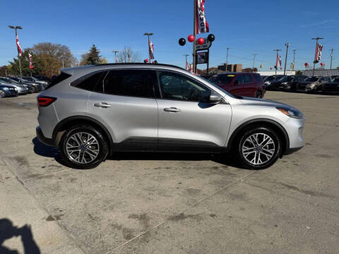 2020 Ford Escape SEL