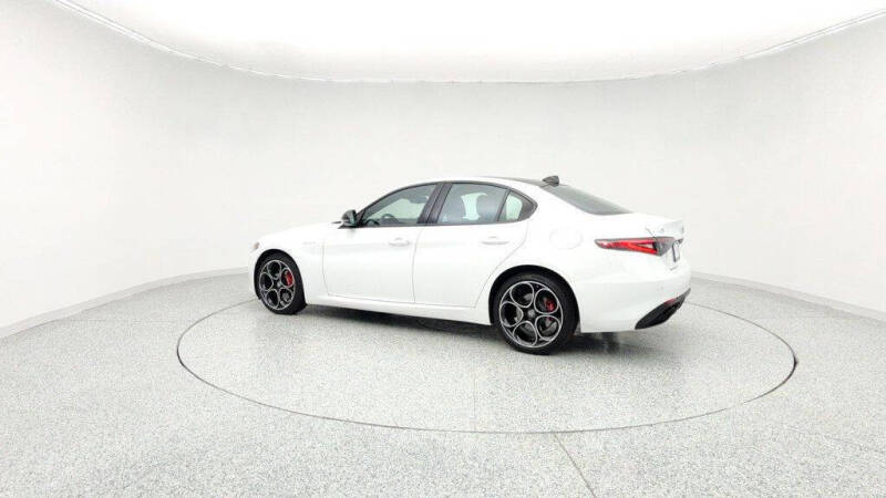 2025 Alfa Romeo Giulia