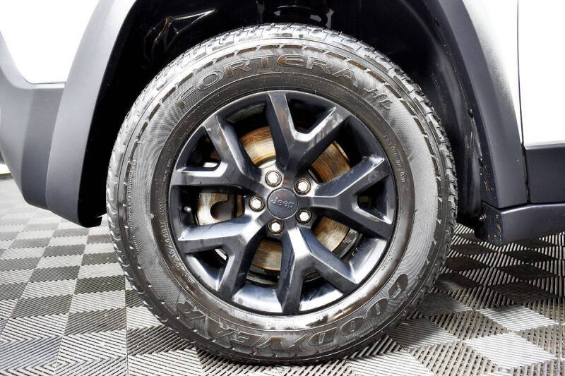 2017 Jeep Cherokee Trailhawk