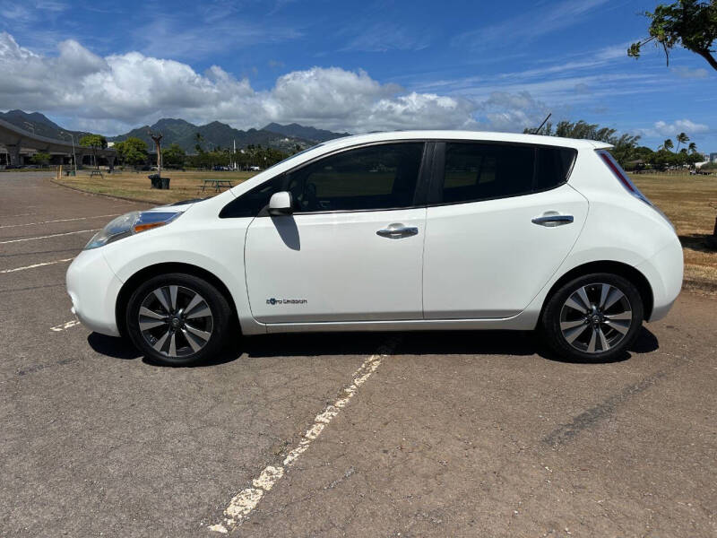2016 Nissan LEAF SV
