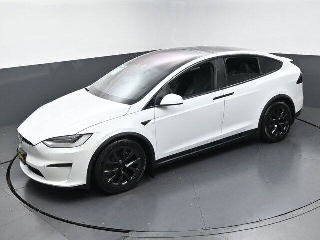2023 Tesla Model X Standard Range