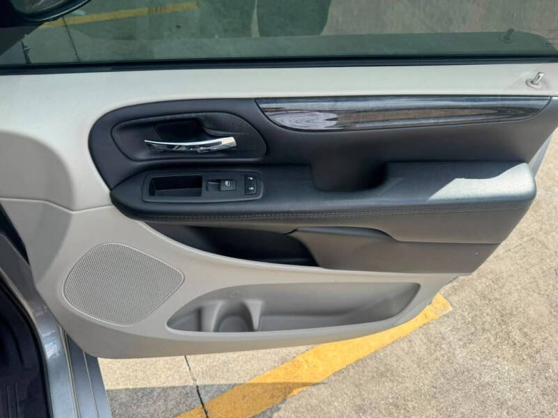 2019 Dodge Grand Caravan SE Plus