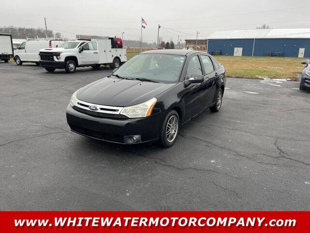 2010 Ford Focus SE's photo