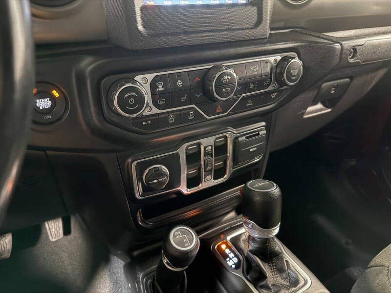 2022 Jeep Gladiator Willys