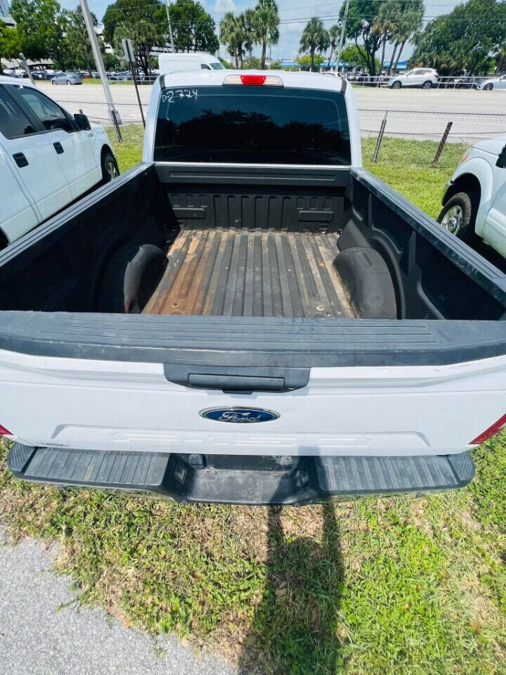 2019 Ford F-150  - $29,950