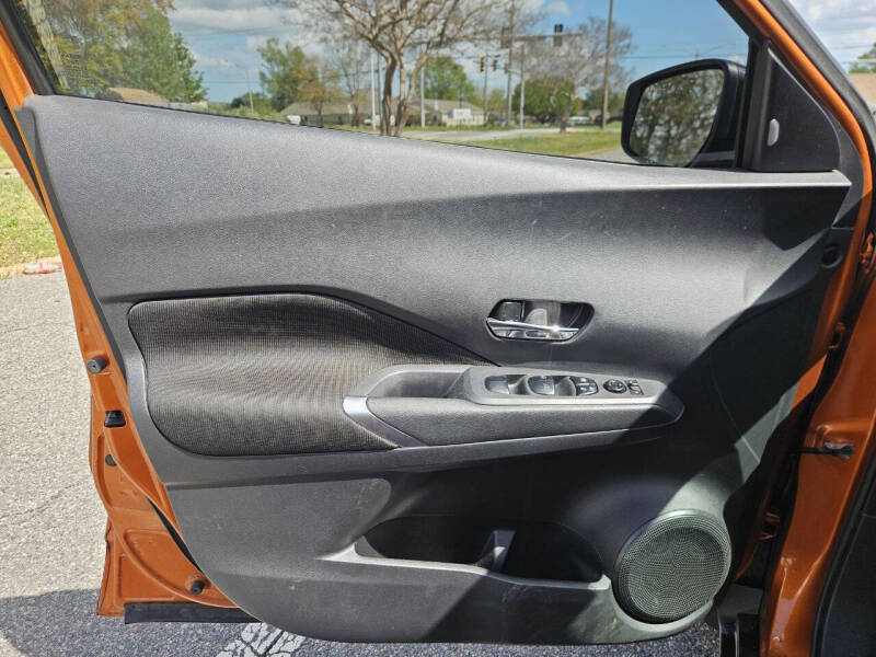 2022 Nissan Kicks SV