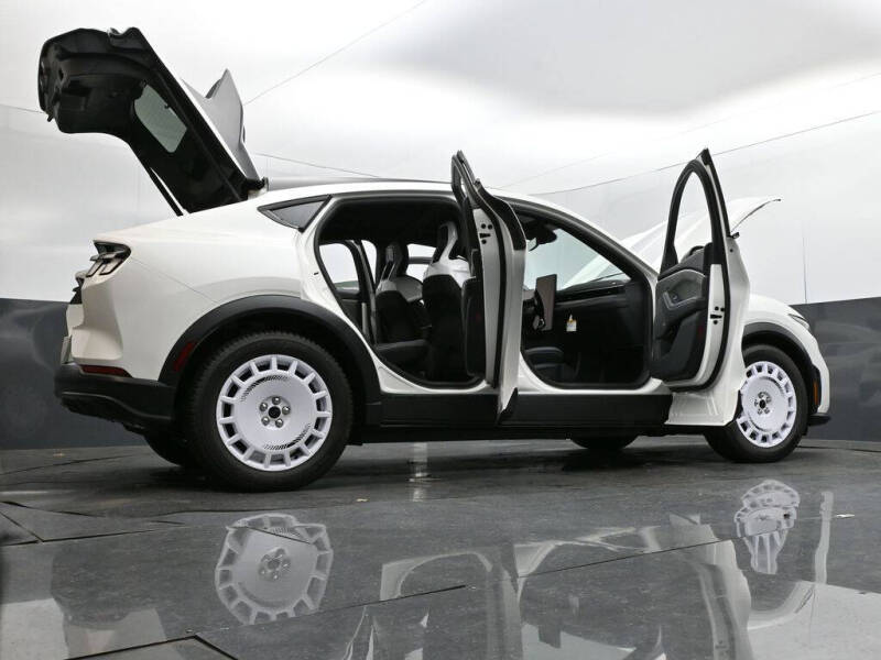 2025 Ford Mustang Mach-E GT