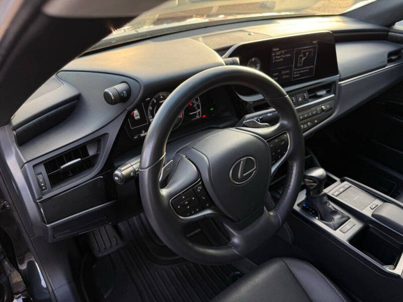2022 Lexus ES 350