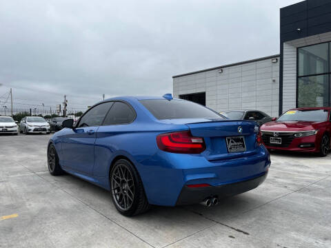 2016 BMW 2 Series 228i