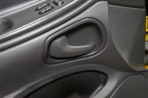 2004 Ford Mustang Mach 1 Premium
