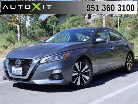 2020 Nissan Altima for sale at Los Compadres Auto Sales in Riverside CA