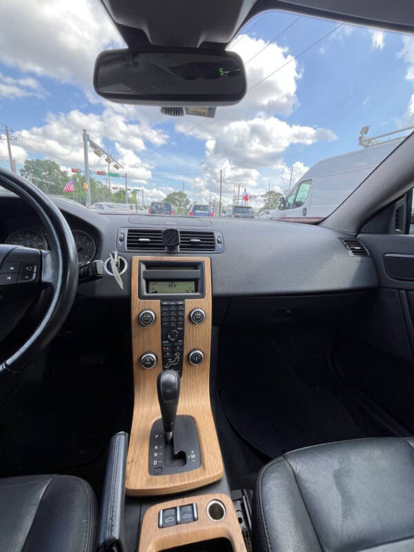 2008 Volvo C70 T5