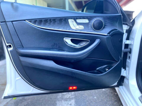 2018 Mercedes-Benz E-Class E 300