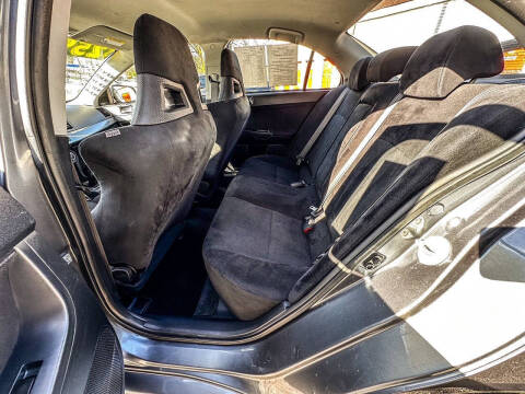 2011 Mitsubishi Lancer Evolution GSR