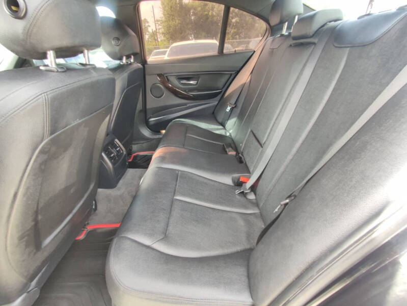 2014 BMW 3 Series 320i