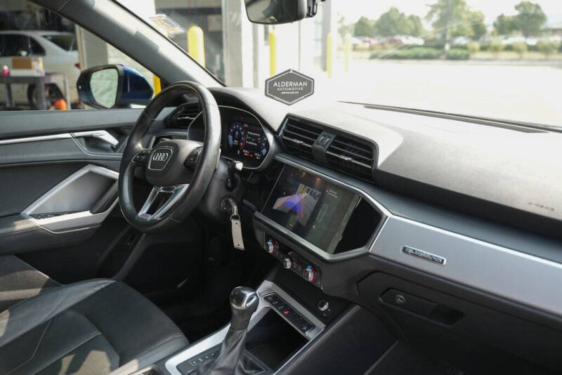 2021 Audi Q3 quattro S line Premium 45 TFSI