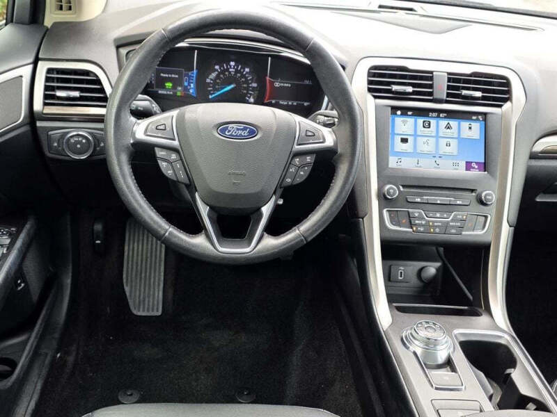 2018 Ford Fusion Hybrid SE