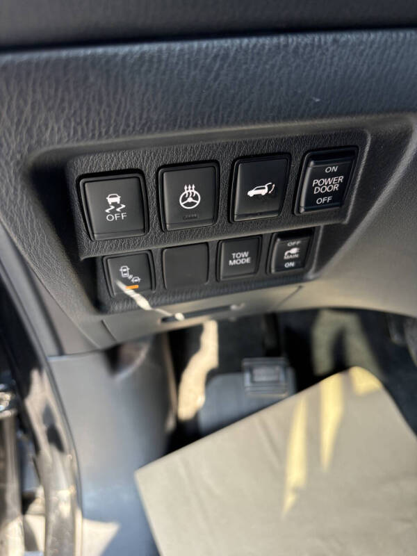 2016 Nissan Pathfinder Platinum