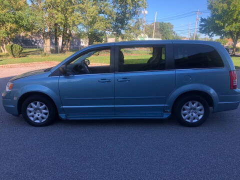 2009 Chrysler Town and Country for sale at EZ AUTO GROUP in Cleveland OH