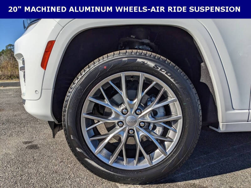 2025 Jeep Grand Cherokee Summit