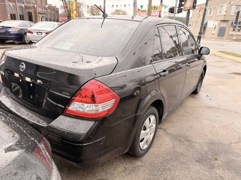 2009 Nissan Versa 1.6 Base