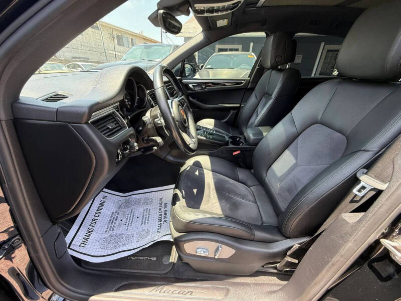 2018 Porsche Macan