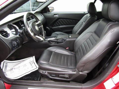 2011 Ford Mustang V6