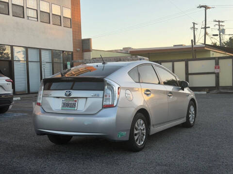 2013 Toyota Prius Plug-in Hybrid