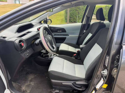 2012 Toyota Prius c One