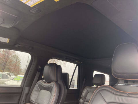 2022 Lincoln Navigator Black Label