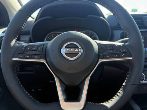 2025 Nissan Versa SR