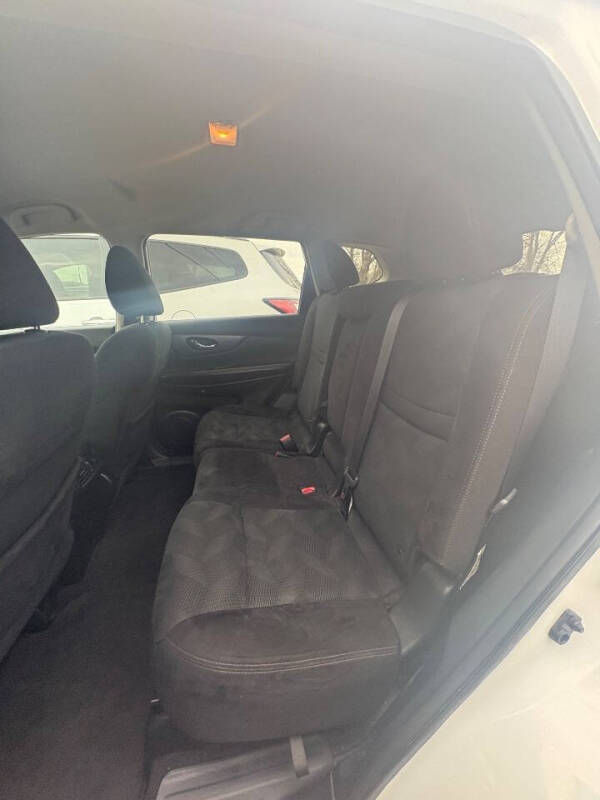 2015 Nissan Rogue SV