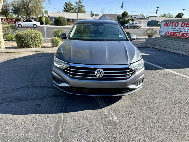 Used 2020 Volkswagen Jetta SE with VIN 3VWCB7BUXLM028001 for sale in Chandler, AZ
