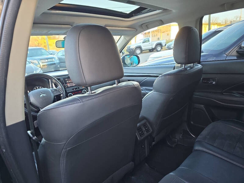 2019 Mitsubishi Outlander SE