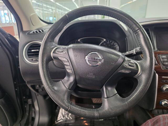 2018 Nissan Pathfinder Platinum