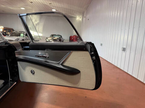 1957 Ford Thunderbird