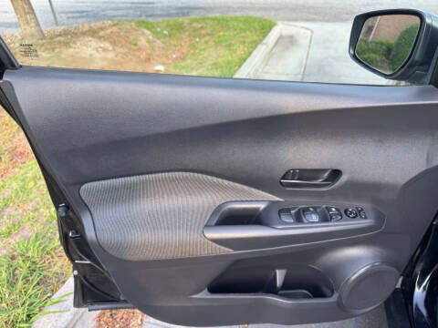 2019 Nissan Kicks S