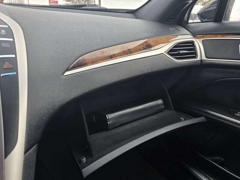 2018 Lincoln MKZ Select