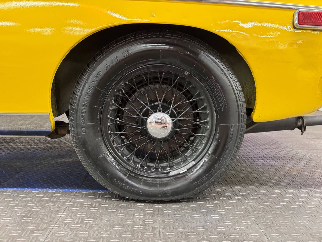 1974 MG MGB 23