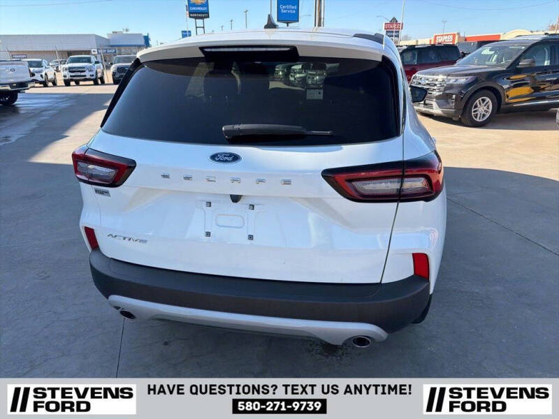 2023 Ford Escape Active