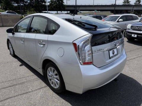 2014 Toyota Prius Plug-in Hybrid Advanced
