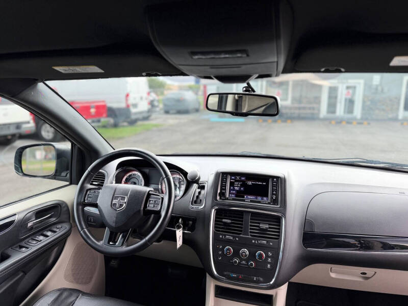 2017 Dodge Grand Caravan SXT