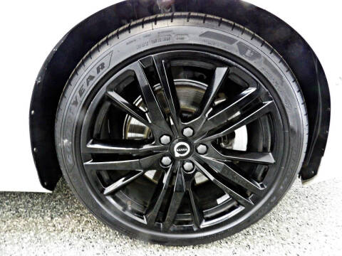 2024 Volvo S60 B5 Plus Black Edition