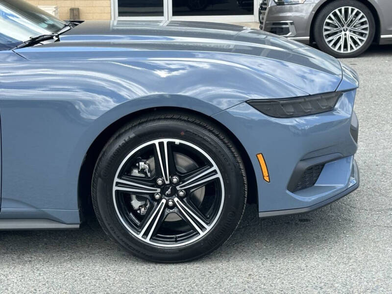 2025 Ford Mustang EcoBoost