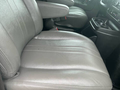 2023 Chevrolet Express 2500